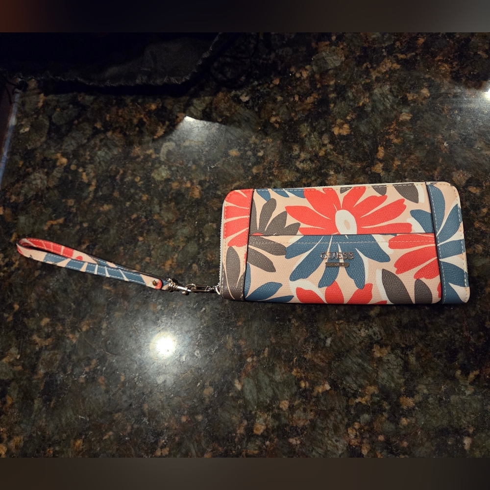 Guess Huntley Colorblock Large Zip Around Wallet